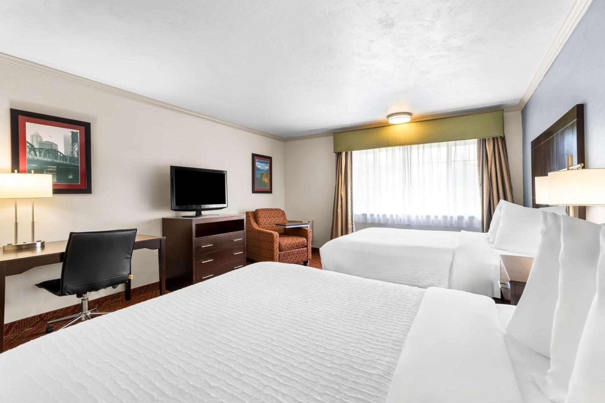 Best Western Plus Parkway Inn Уилсънвил Екстериор снимка